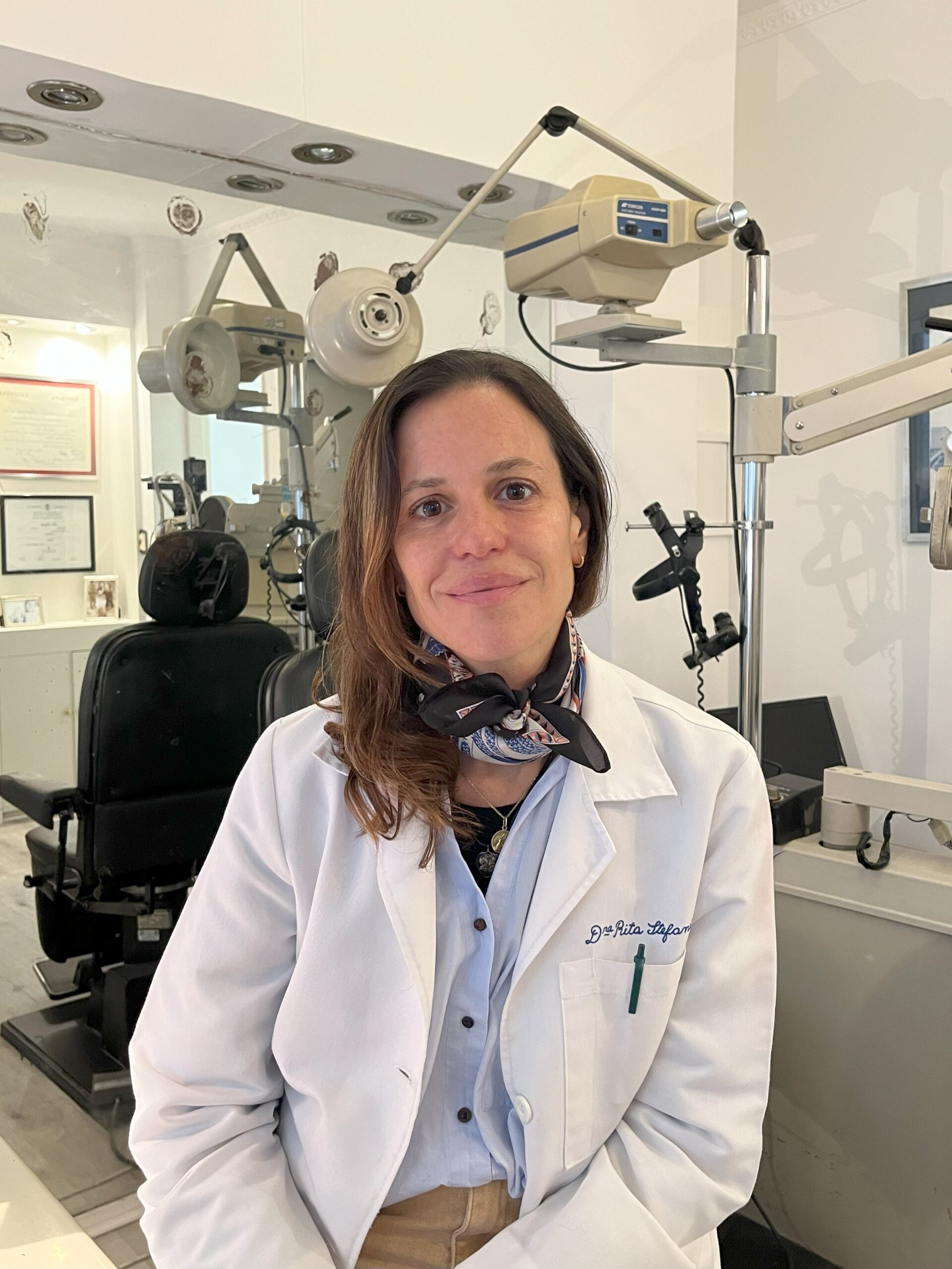 Dra. Rita Stefani — Oftalmóloga